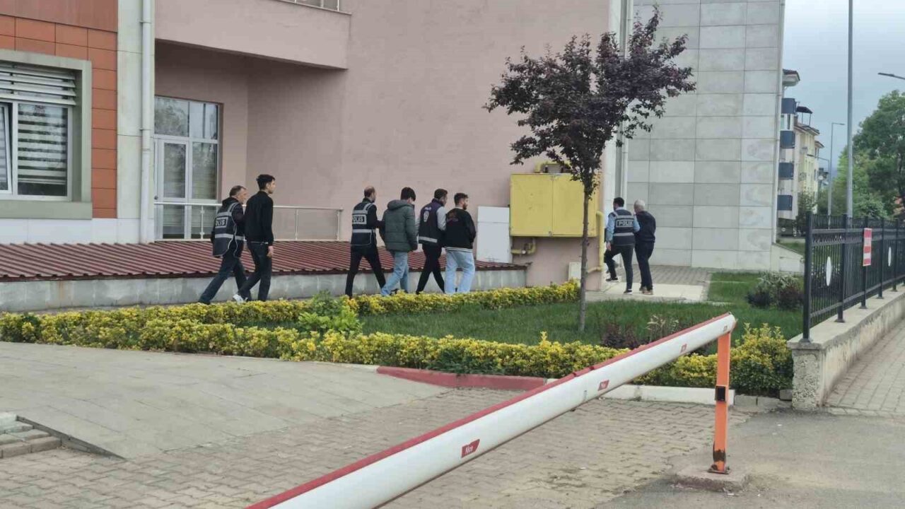 Sahte polis vurgununda 5 tutuklama