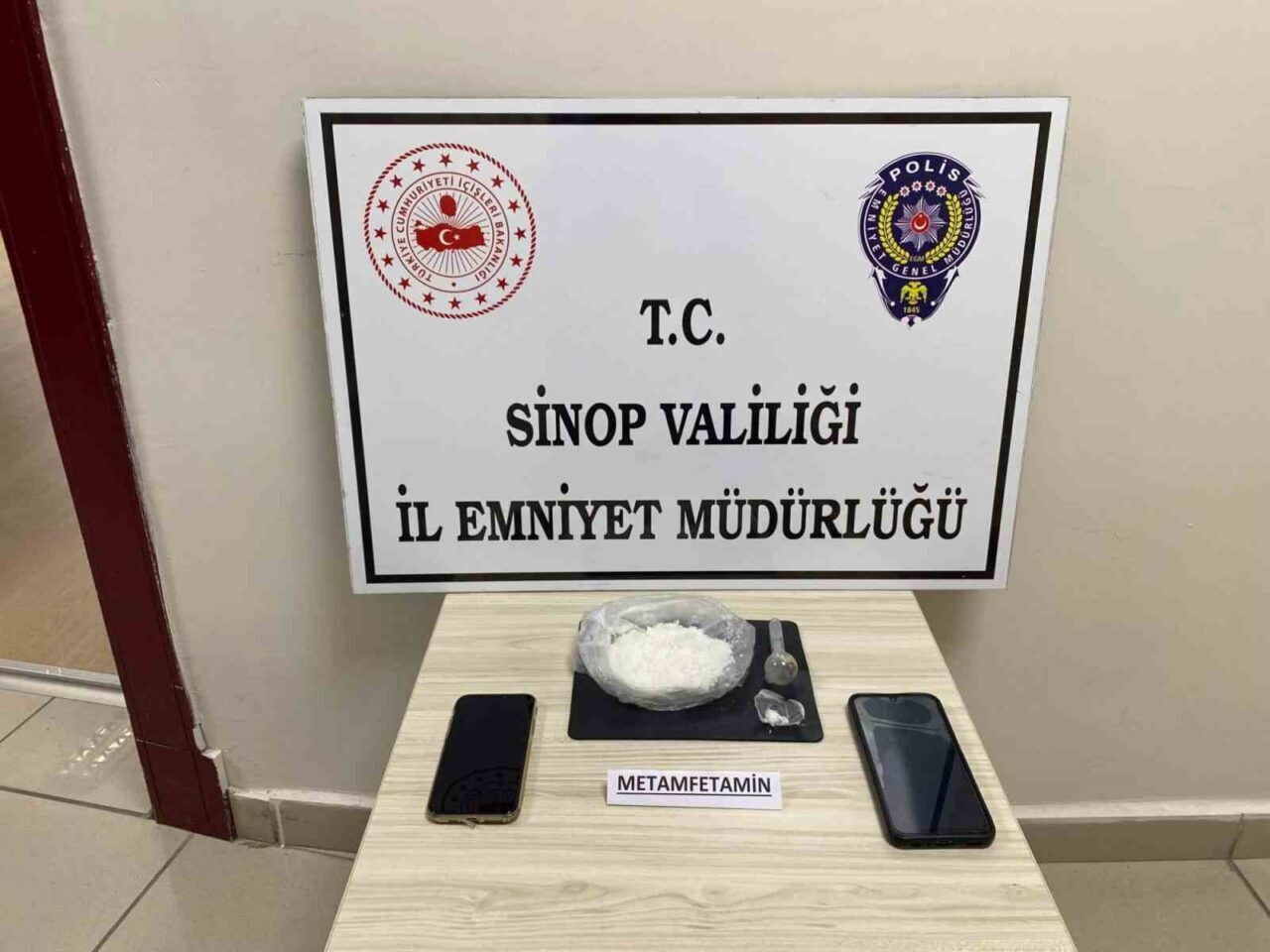 Sinop’ta 71.9 gr. metamfetamin maddesi ele geçirildi