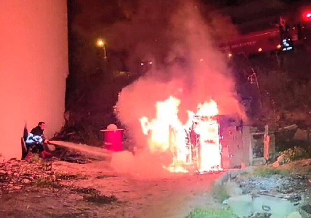 Sinop’ta kümes yangını