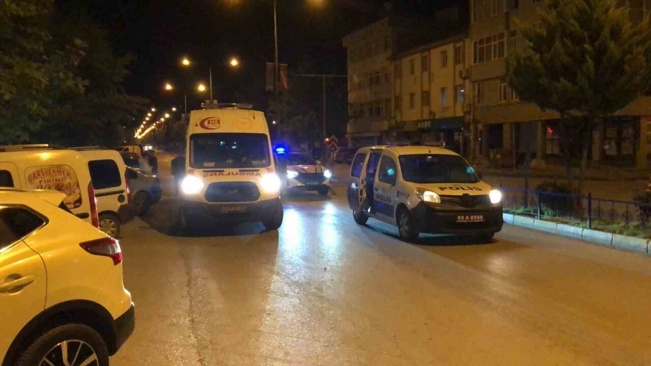 Taşova’da yaşlı adama çarpan motosikletli olay yerinden kaçtı