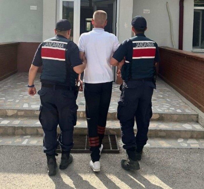12 yıl 5 ay kesinleşmiş hapis cezası bulunan şahıs ormanlık alanda yakalandı