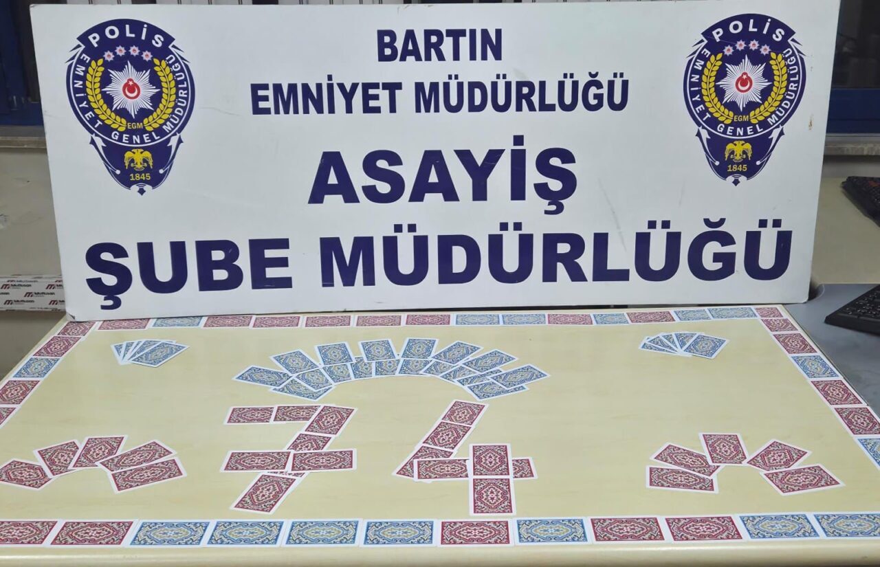 Bartın’da kumar oynayan 4 kişiye 36 bin 988 TL ceza