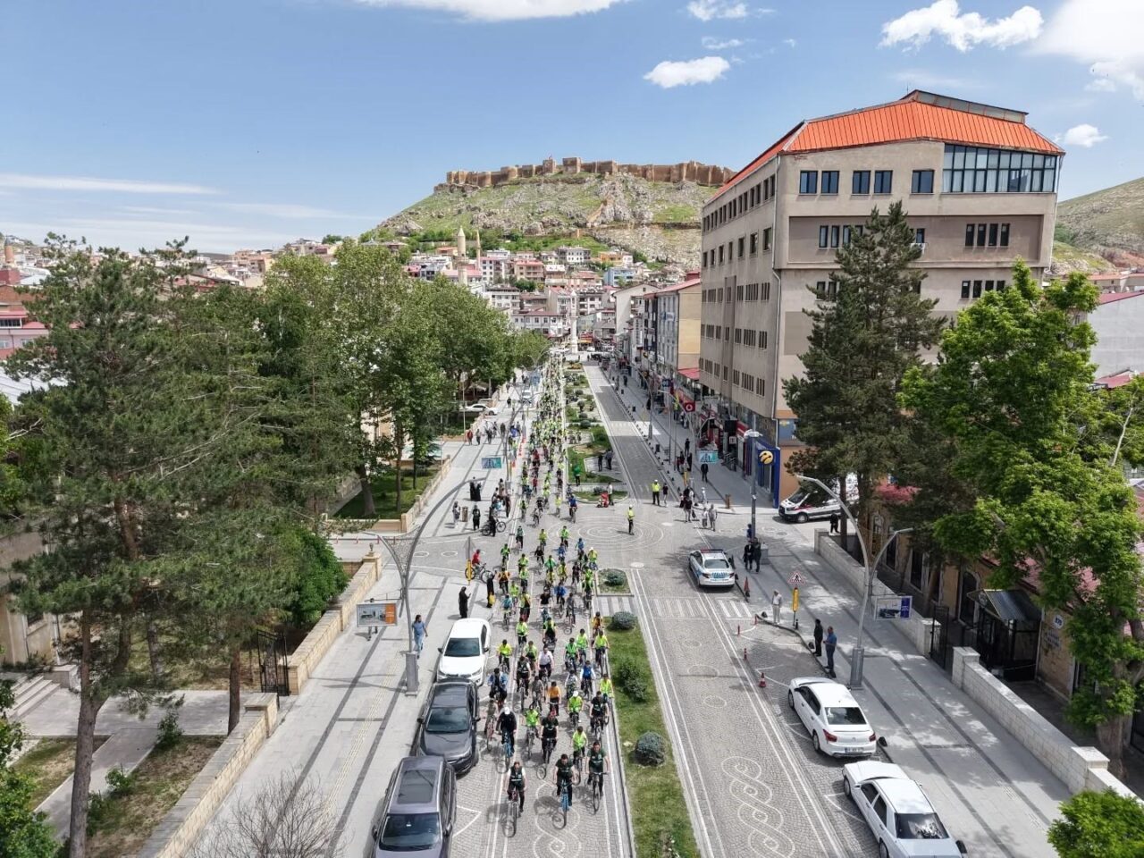 Bisikletliler, farkındalık için pedal çevirdi