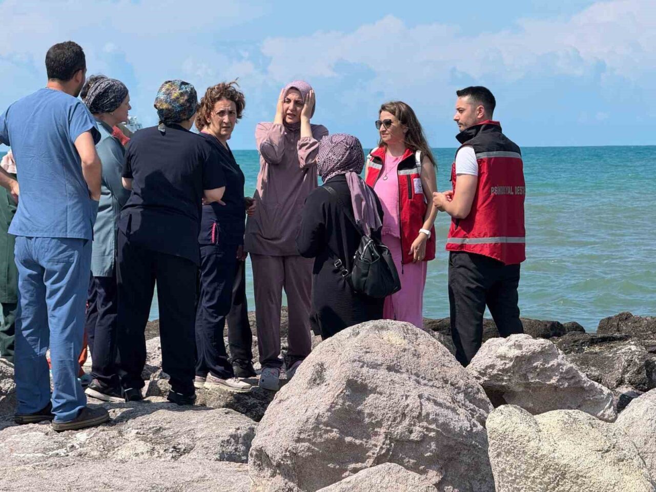 Giresun’da denizde can pazarı: Baba kurtarıldı, oğlu aranıyor