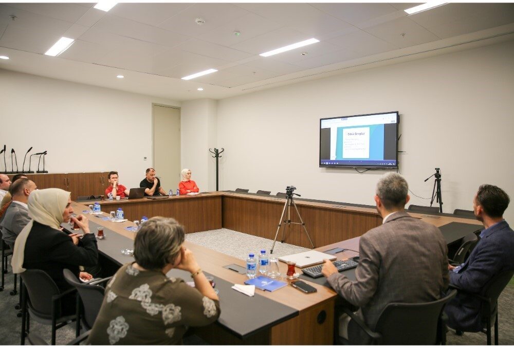 Kastamonu Üniversitesi’nin Dil Ağacı Projesi Türk Dil Kurumunda tanıtıldı