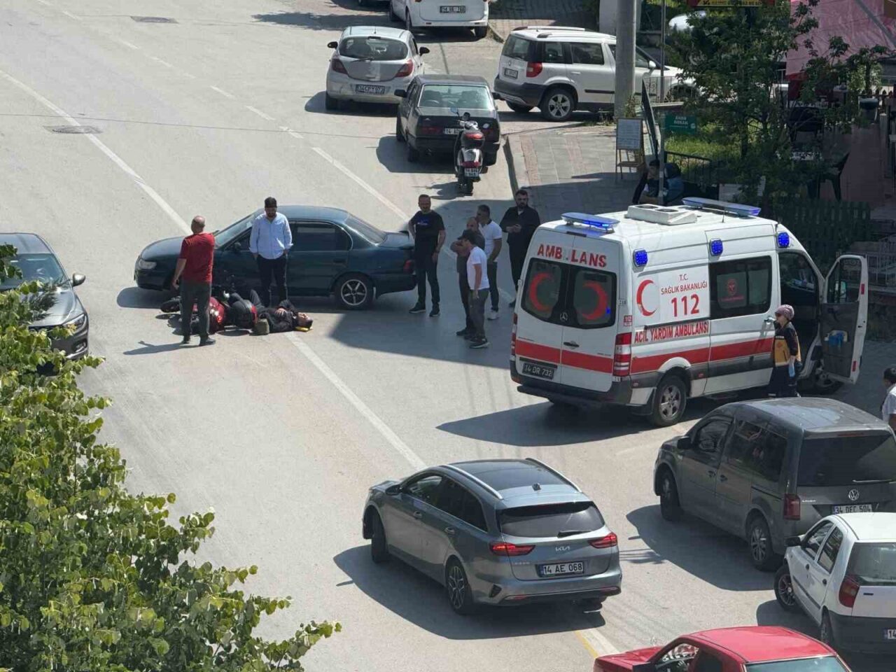 Otomobil ile çarpışan motosiklet sürücüsü yaralandı