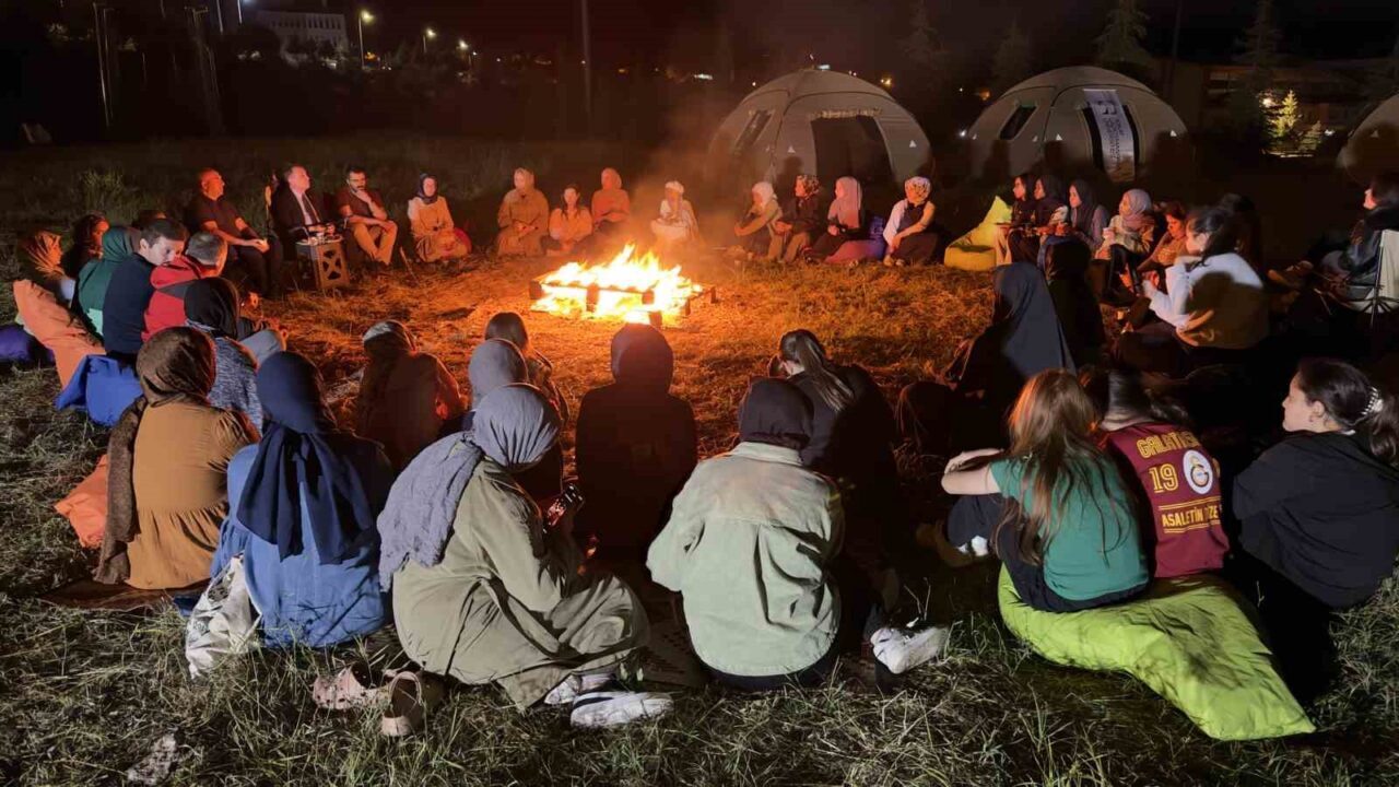 TOGÜ öğrencileri doğada teknolojiye ara verdi