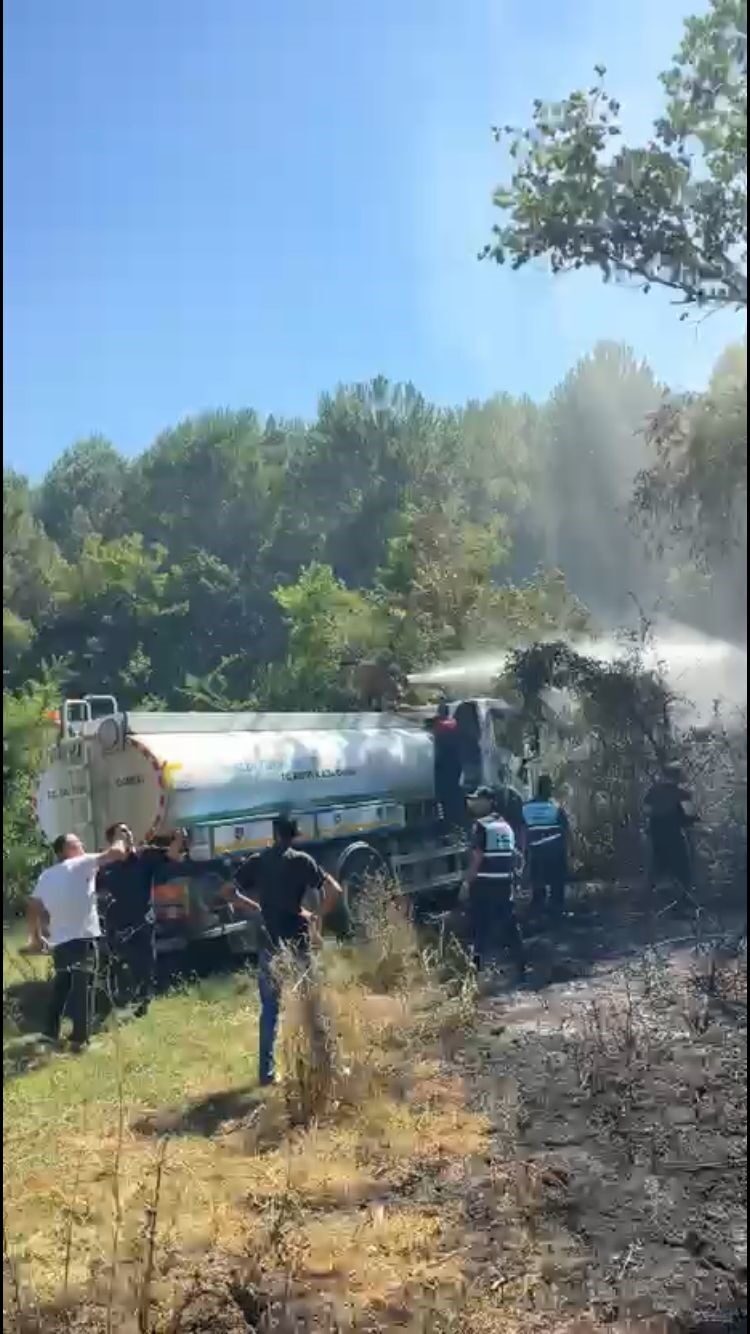 Bartın’da bahçe yangını ormana sıçramadan söndürüldü