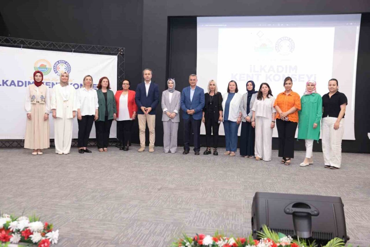 Başkan Kurnaz: "Kadının elinin değdiği yer güzelleşiyor"