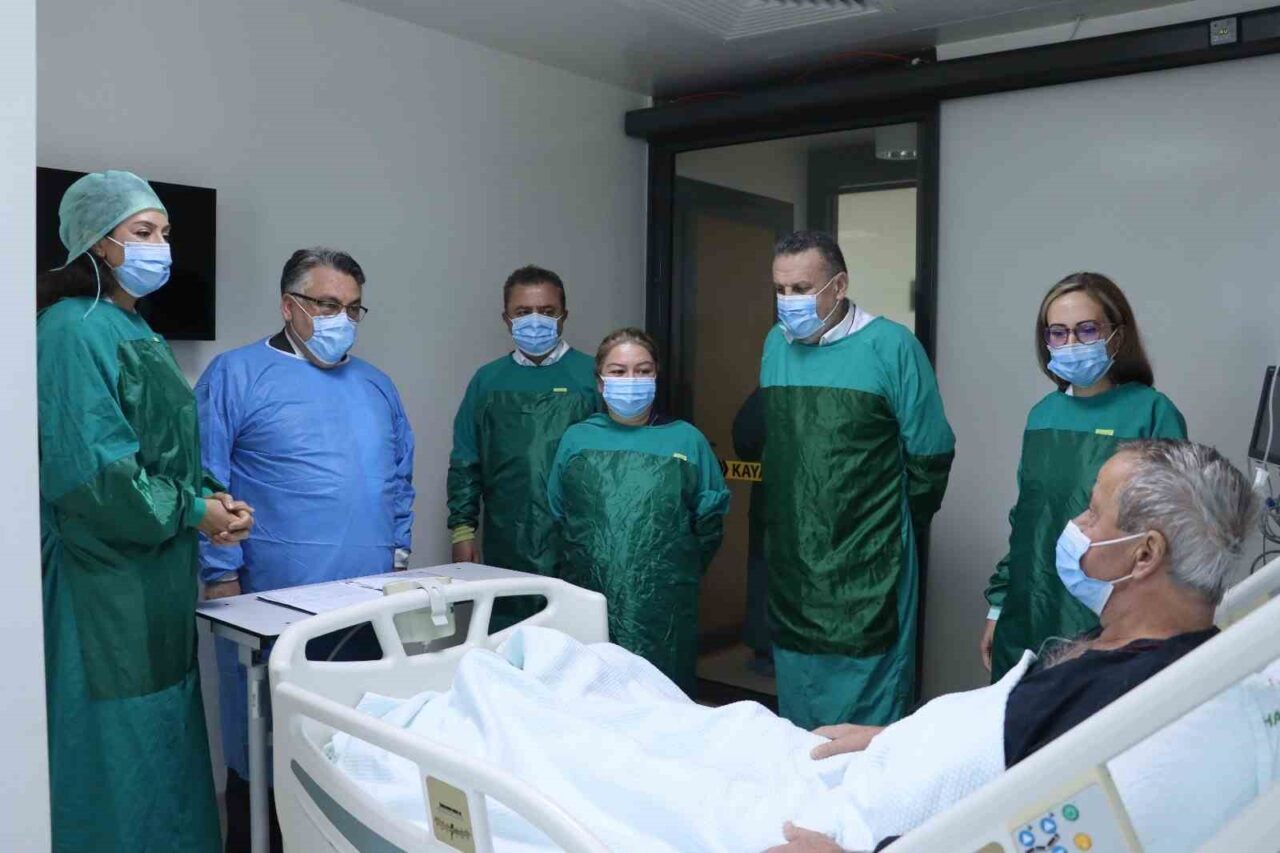 Batı Karadeniz Bölgesi’nde bir ilk: BEUN’da otolog kemik iliği nakli