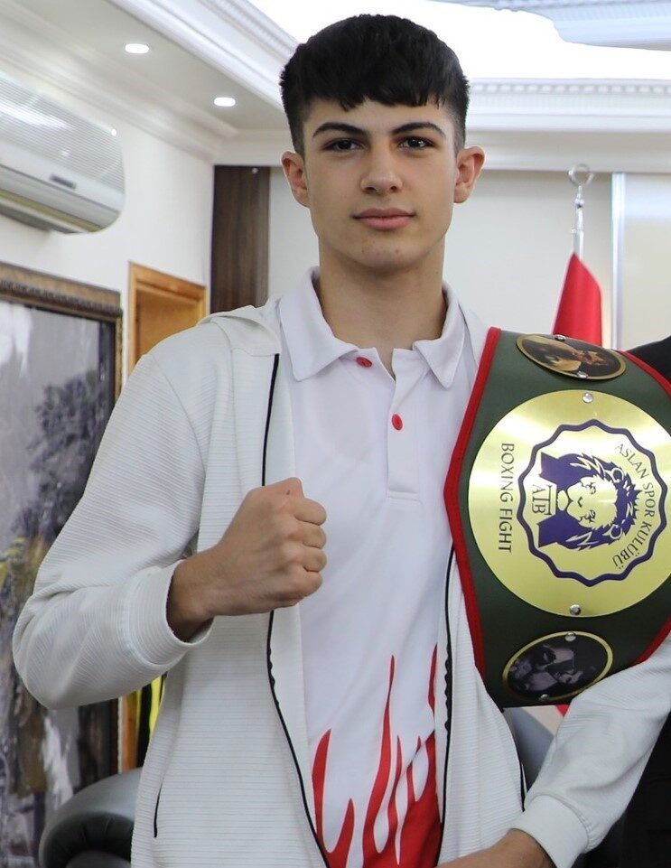 Bedirhan Akburak Balkan şampiyonu oldu