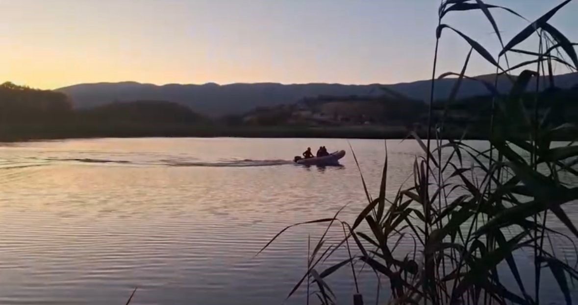Bolu’da gölde kaybolan genç için ekipler seferber oldu