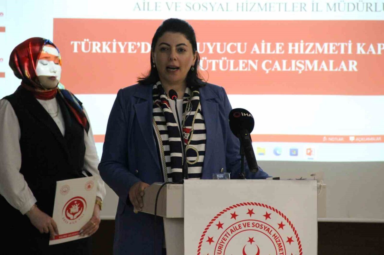 Çorum’da ‘gönül elçileri’ koruyucu ailelik için bir araya geldi