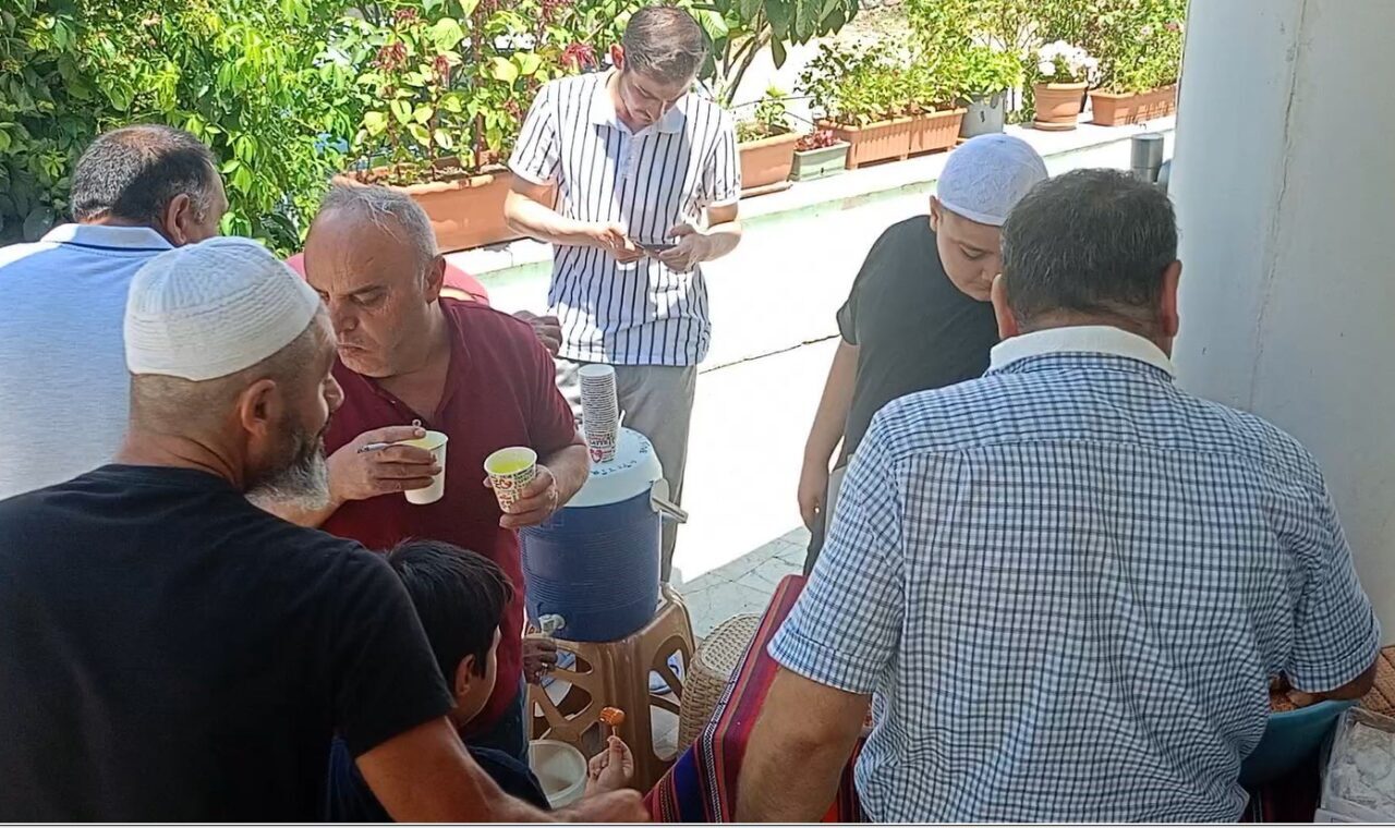 Cuma ikramları bu köyde birliği sağlıyor