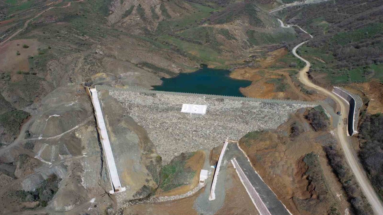 Dövmekaya Göleti sulama inşaatının geçici kabulü gerçekleştirildi