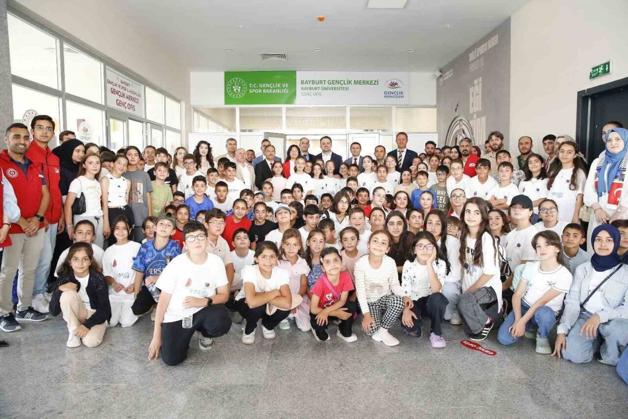 Gençlik ve Spor Bakan Yardımcısı Eminoğlu Bayburt’ta