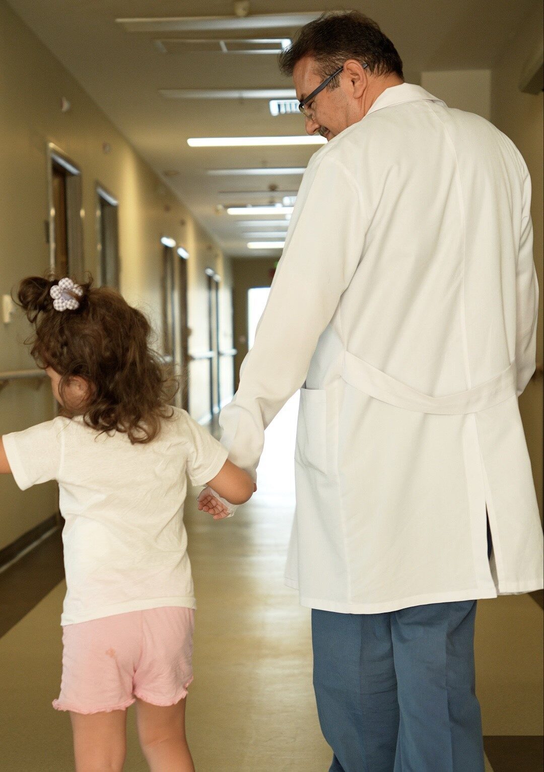 Gürcistan’dan ağrı şikâyetiyle geldi, Samsun’da sağlığına kavuştu