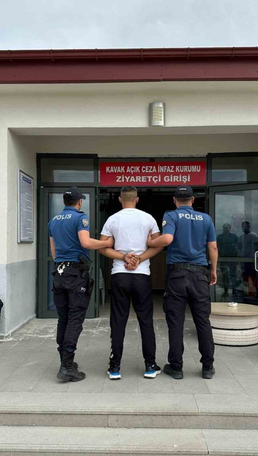 Hırsızlık suçundan 8 yıl 4 ay hapis cezası bulunan hükümlü yakalandı