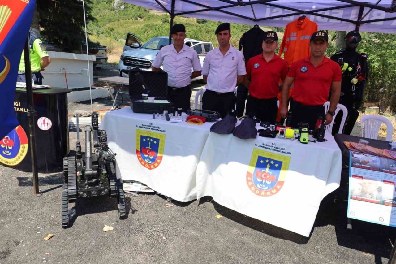 KapıkayaFest’te jandarma standına yoğun ilgi