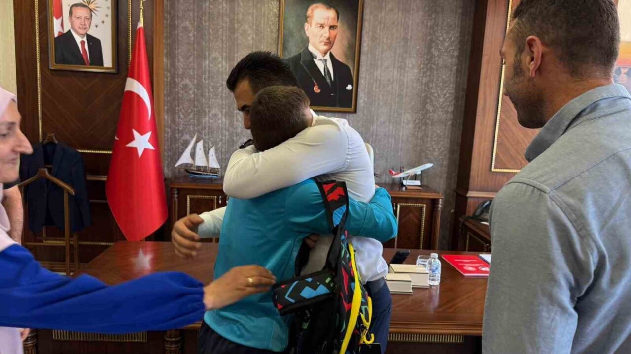 Özel sporcu minik Miraç, Rize’ye Türkiye 3.’lüğü getirdi