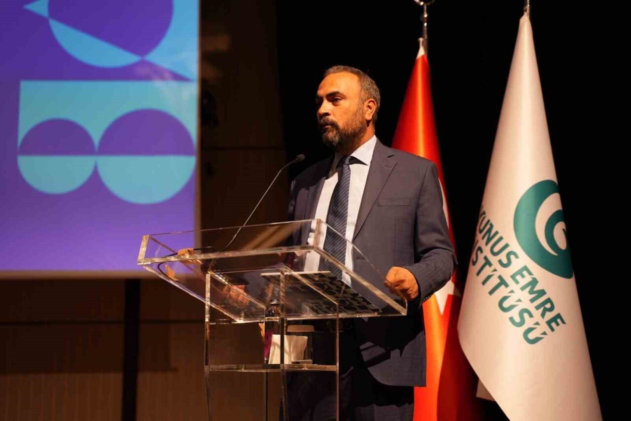 Rektör Akkaya Türk dilinin zenginliğini anlattı