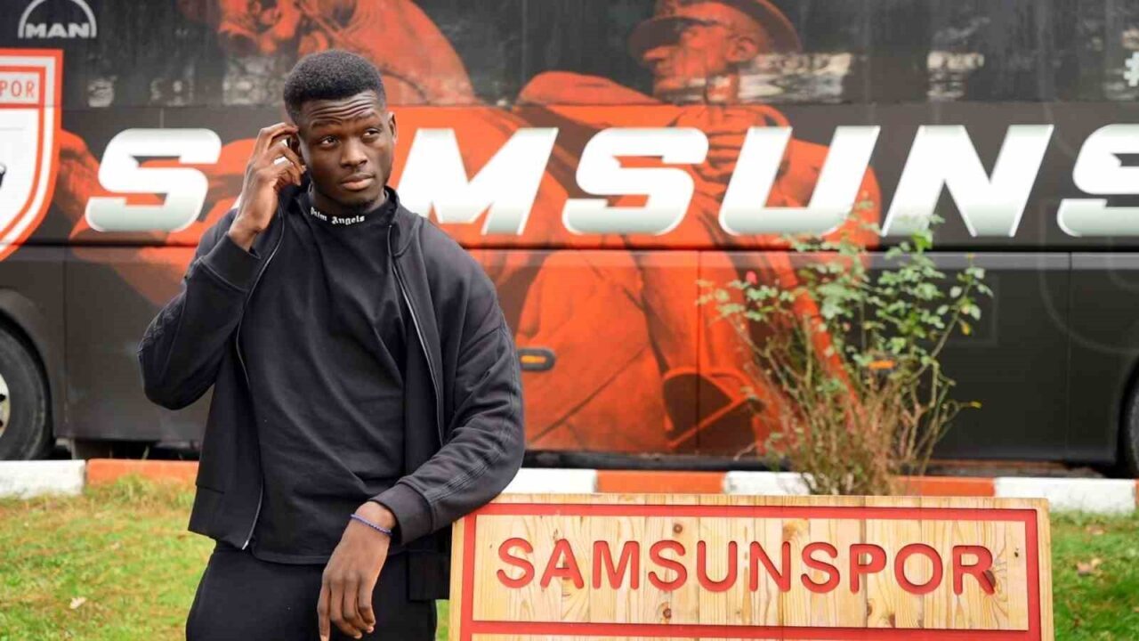 Samsunspor, Mouandilmadji ile yeni sözleşme imzaladı