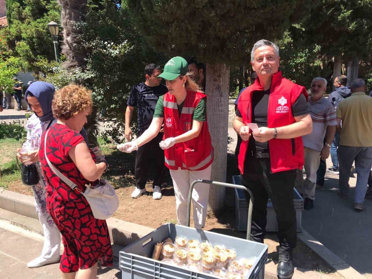 Sinop’ta 2 bin 500 kişiye aşure ikramı