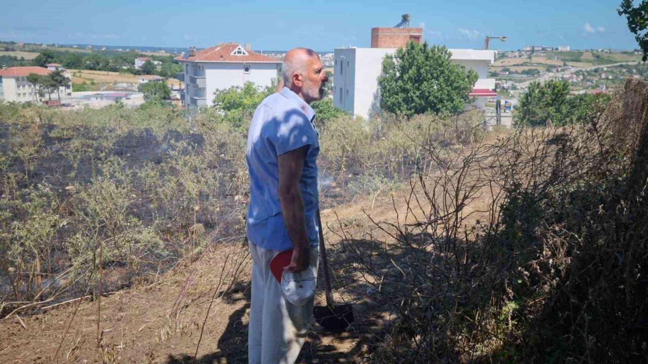 Sinop’ta çöp yangını otlara sıçradı