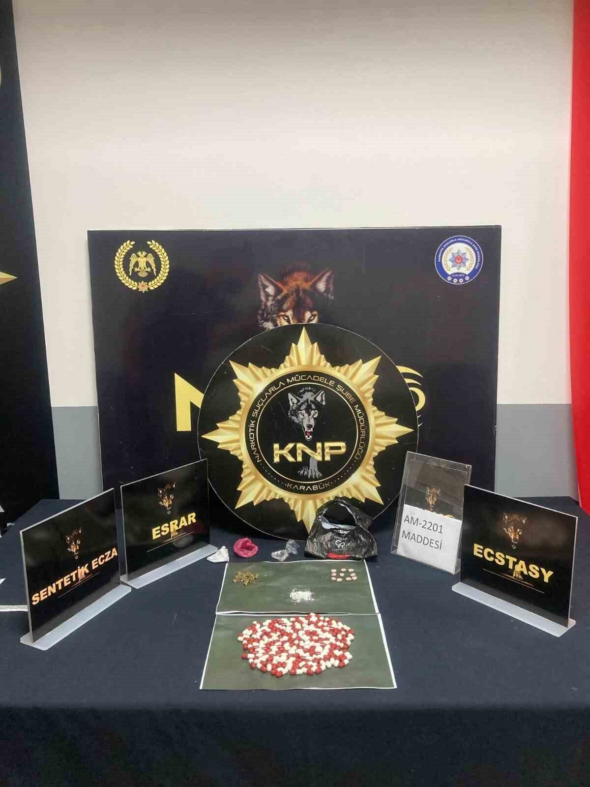 Uyuşturucu operasyonunda 2 kişi tutuklandı