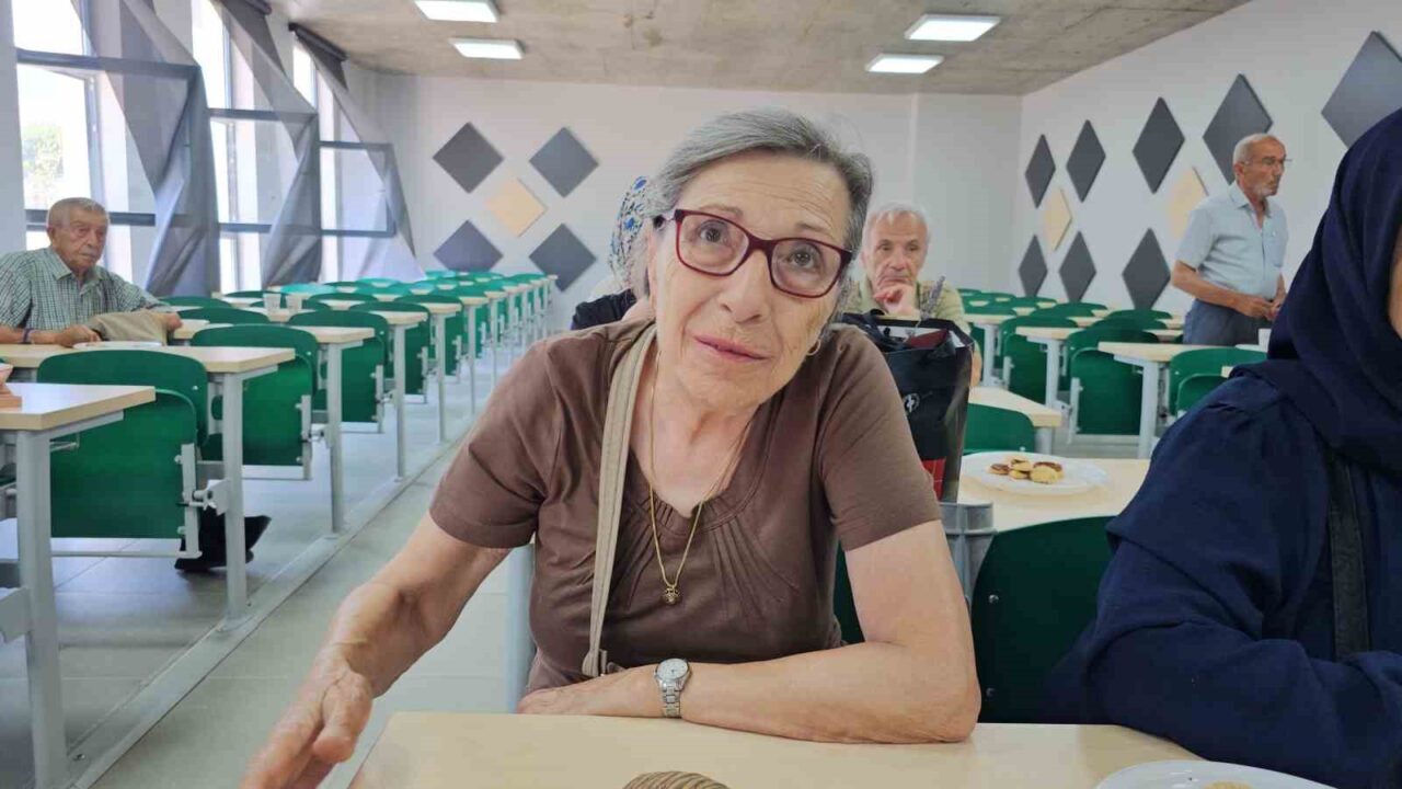 Zonguldak’ta 60 yaş üstü bireyler üniversite sıralarında