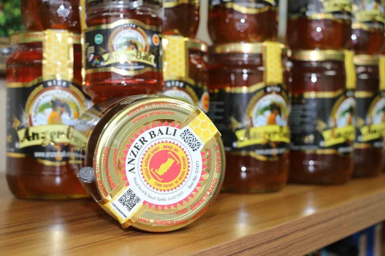 Anzer Balı’nda son 50 yılın en verimli hasadı gerçekleşti