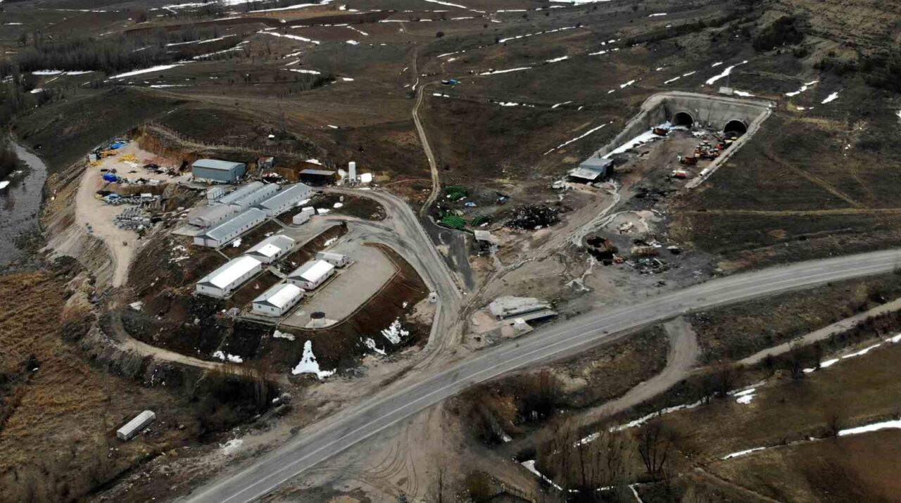 Bayburt Groupta çalışan 100’e yakın işçi işsiz kaldı