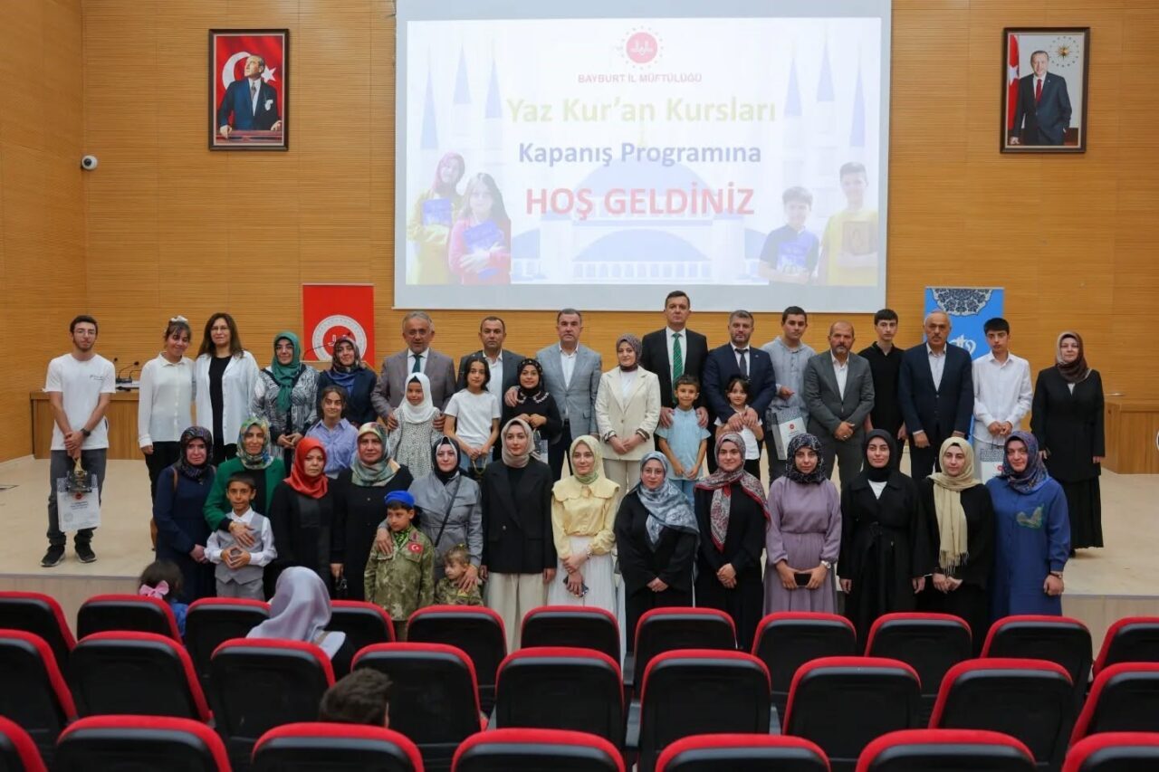 Bayburt’ta Yaz Kur’an Kursları kapanış programı düzenlendi
