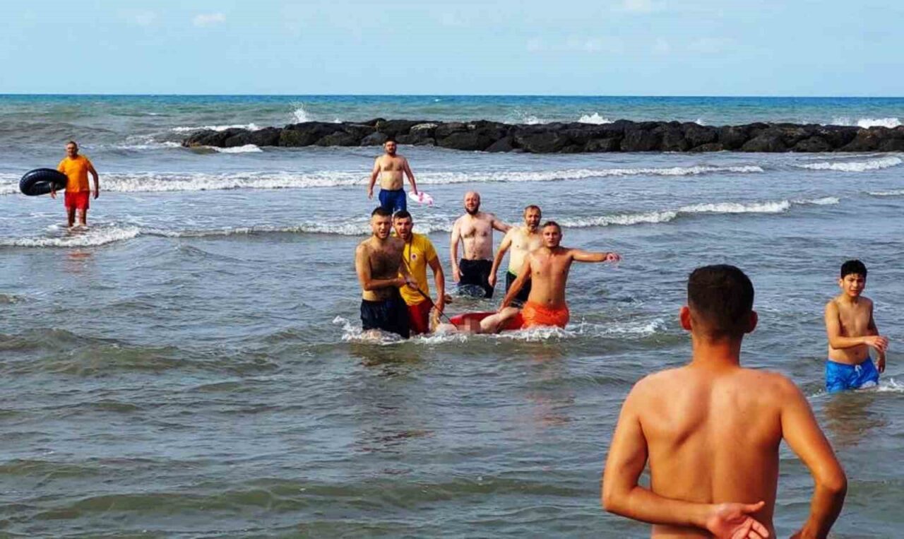 Boğulma vakalarının arttığı Samsun’da "denize girilmemesi" uyarısı