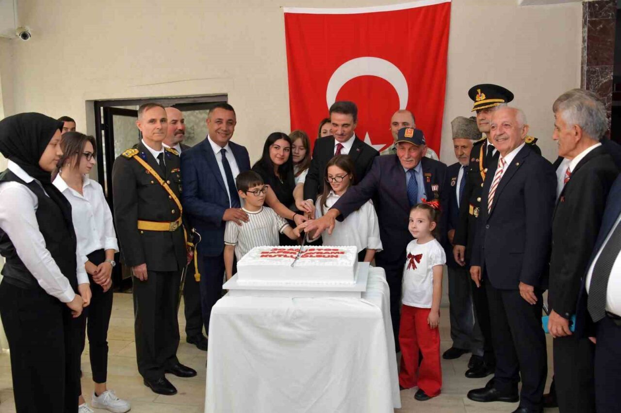 Gümüşhane’de 30 Ağustos Zafer Bayramı kutlandı