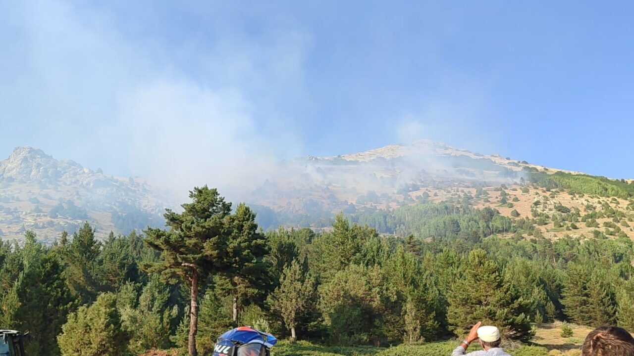 Gümüşhane’de çıkan yangın kontrol altına alındı
