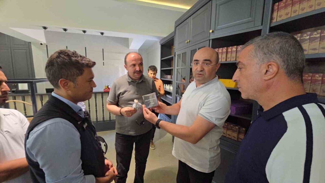 Karabük’te ‘Lavanta Kokulu Safran Bahçesi’nden 5 ton lavanta hasat edildi