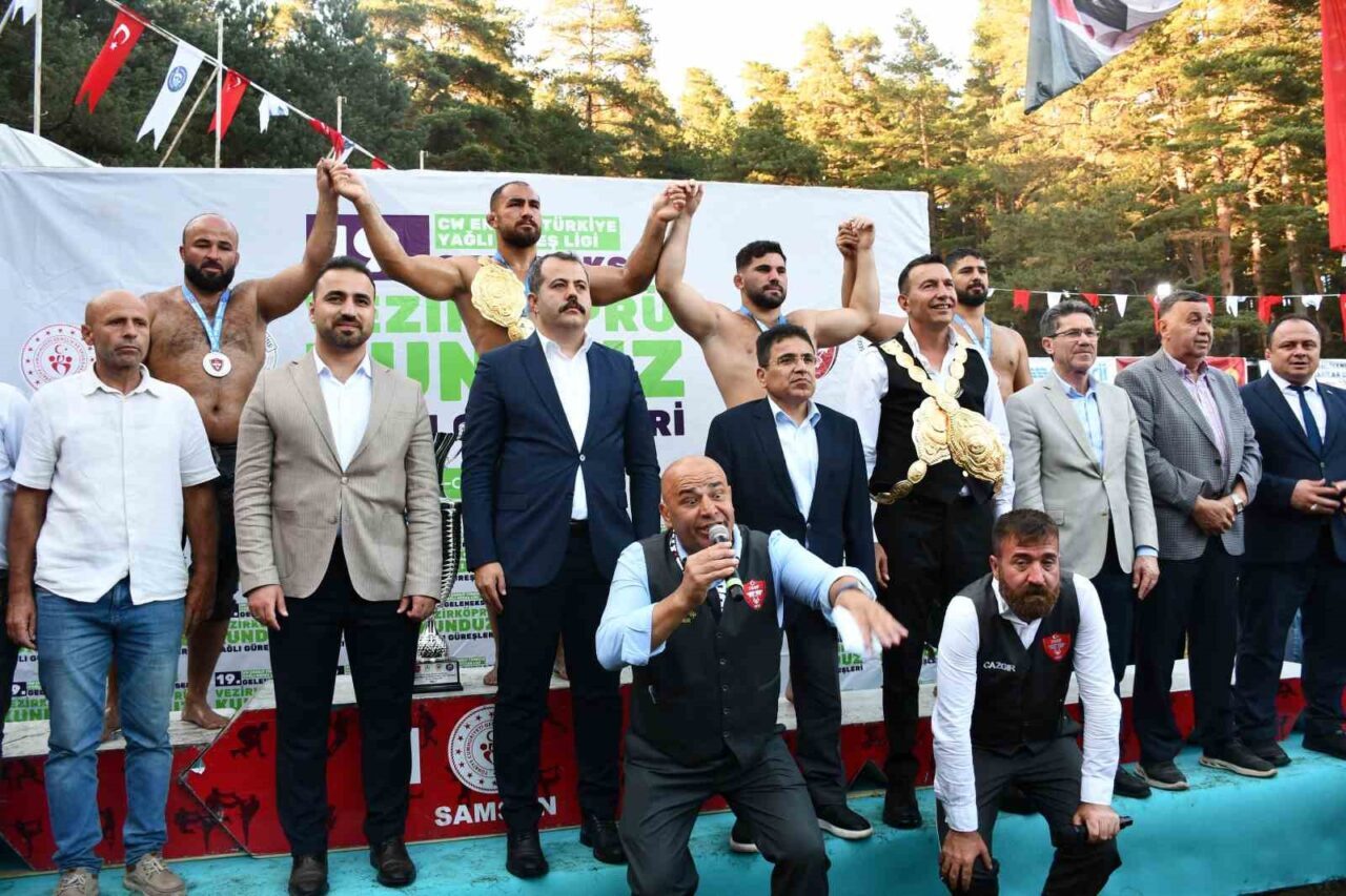 Kunduz’da Başpehlivan Feyzullah Aktürk