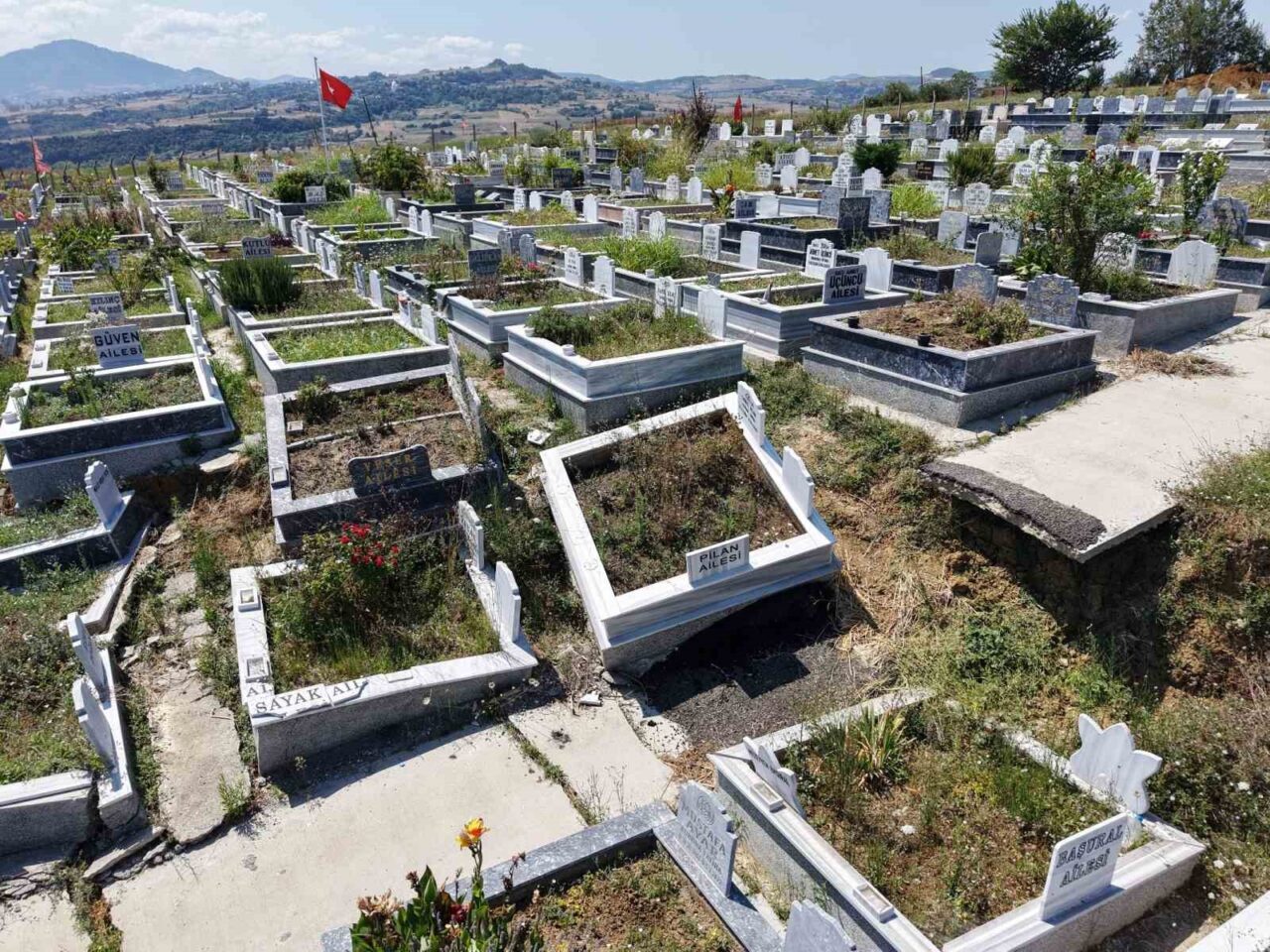 Mezarlıktaki heyelan problemine ODTÜ destekli çözüm