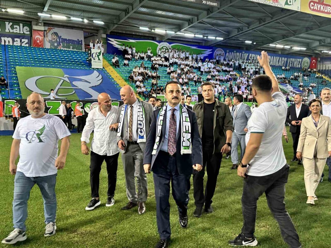 MHP’den Rize’ye "Terörsüz Türkiye için Milli Birlik ve Dayanışma" çıkarması