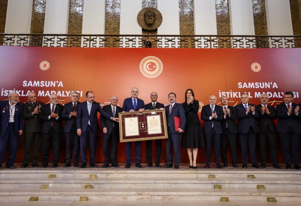 Samsun’a "İstiklal Madalyası Beratı" takdim edildi