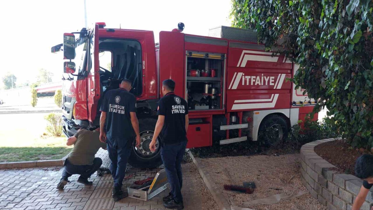 Samsun’da itfaiye aracı kaza yaptı: 2’si itfaiyeci 3 yaralı