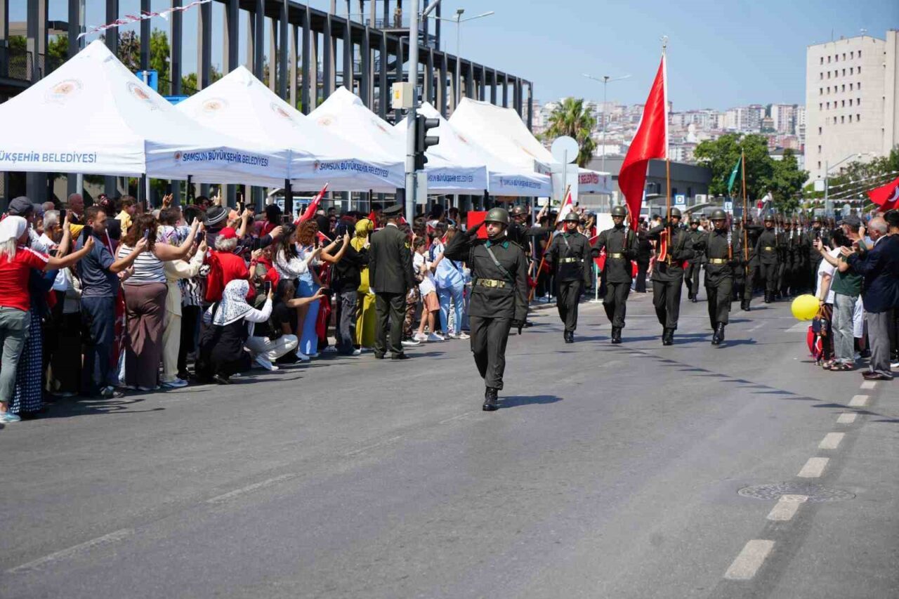 Samsun’da Zafer Bayramı coşkuyla kutlandı
