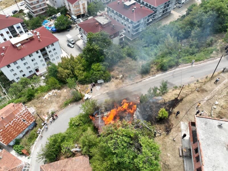 Sinop’ta ahşap yapıda yangın