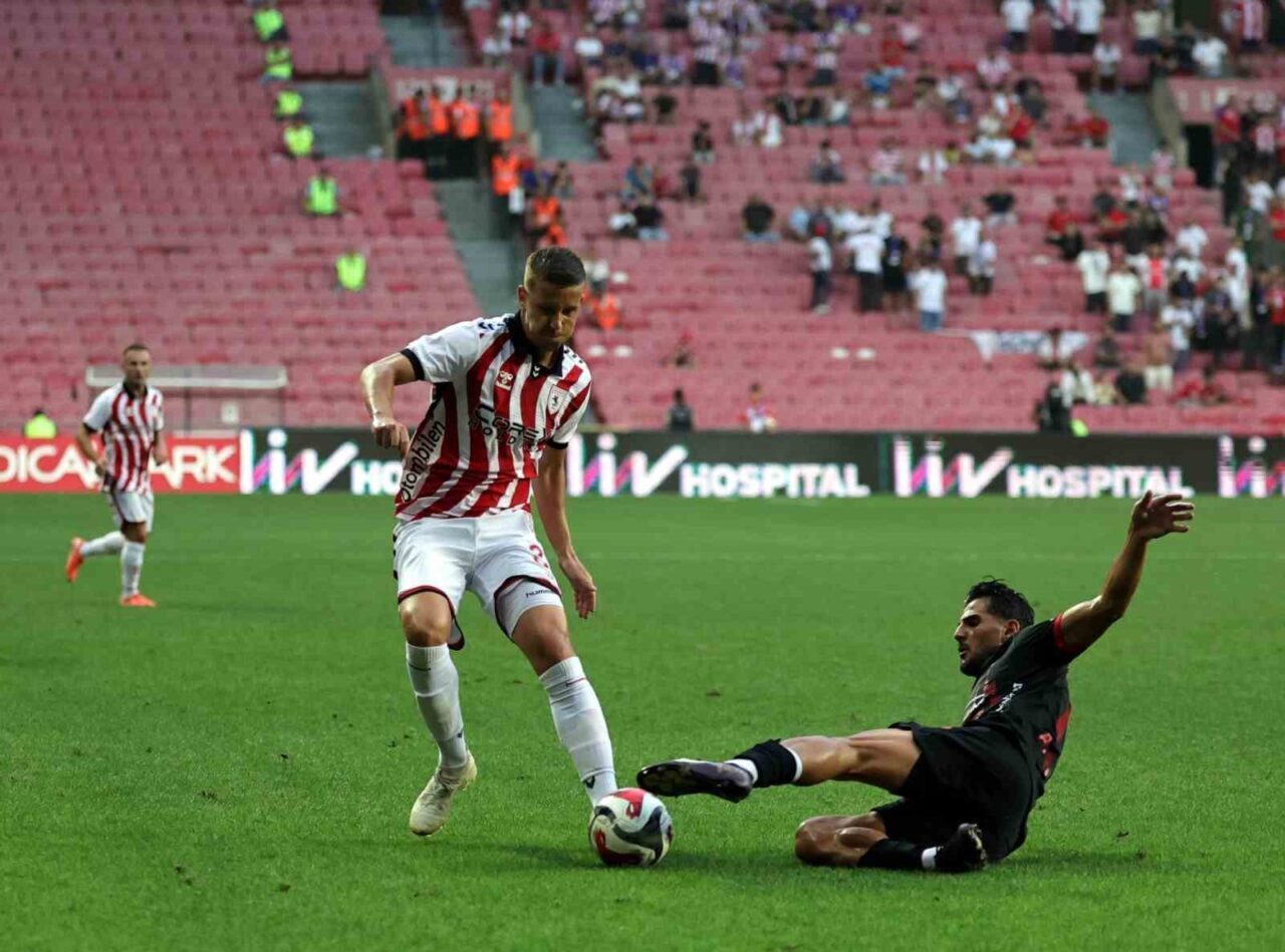 Trendyol Süper Lig: Samsunspor: 1 - Gençlerbirliği: 0 (İlk yarı)