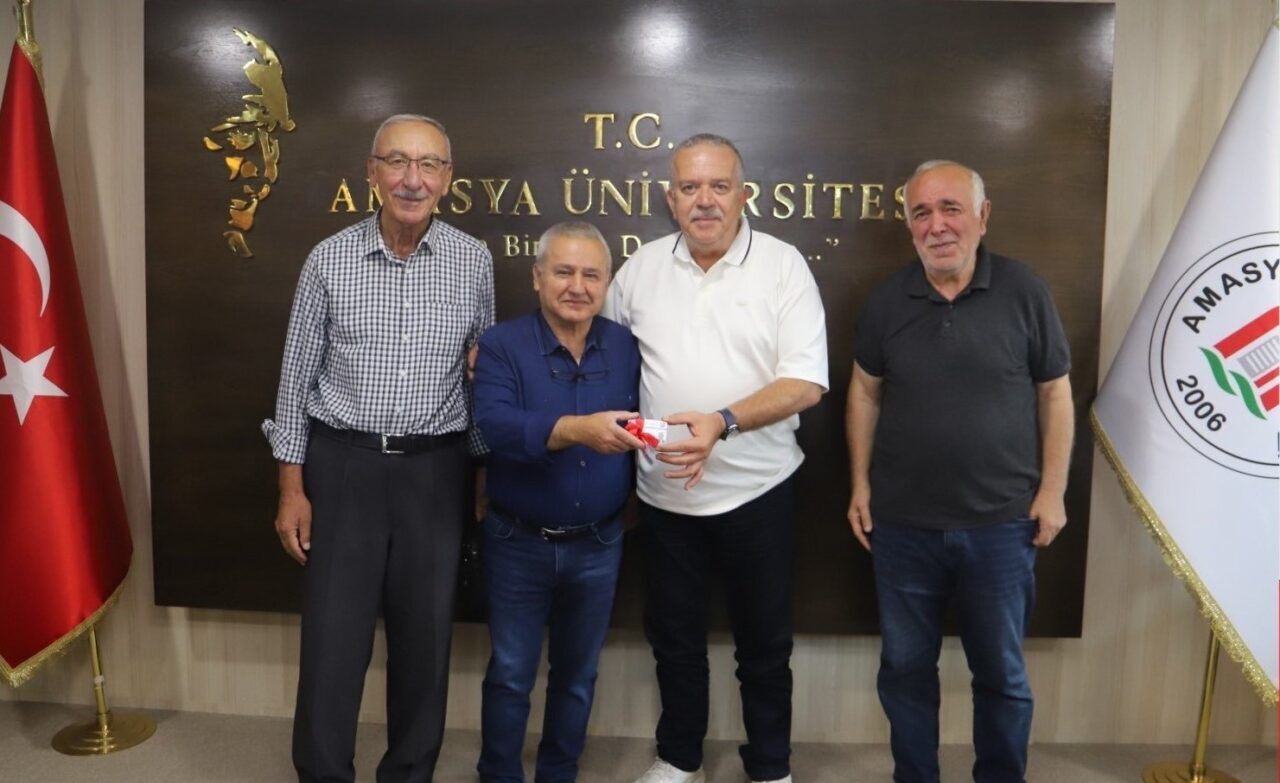 65 yaşında üniversiteli oldu