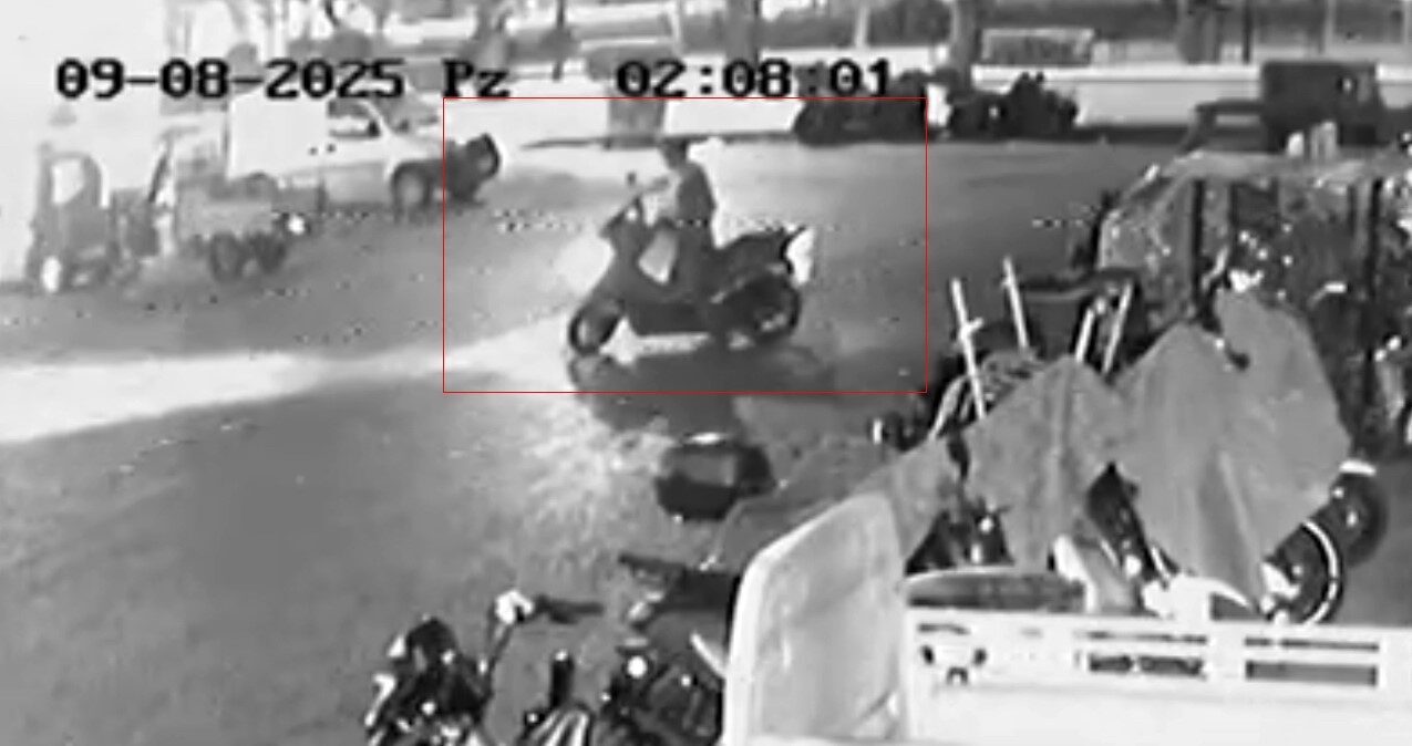 Aynı yerden iki motosiklet çalan şahsın hırsızlık anı güvenlik kamerasında