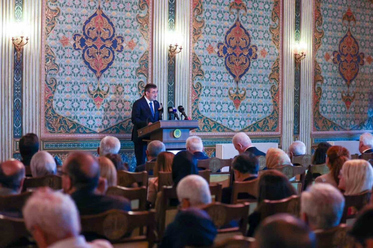 Cumhurbaşkanı Yardımcısı Yılmaz: "İmla, dil bayrağımız Türkçemizin birliğini ve kültürel hafızasını koruyan temel unsurdur"