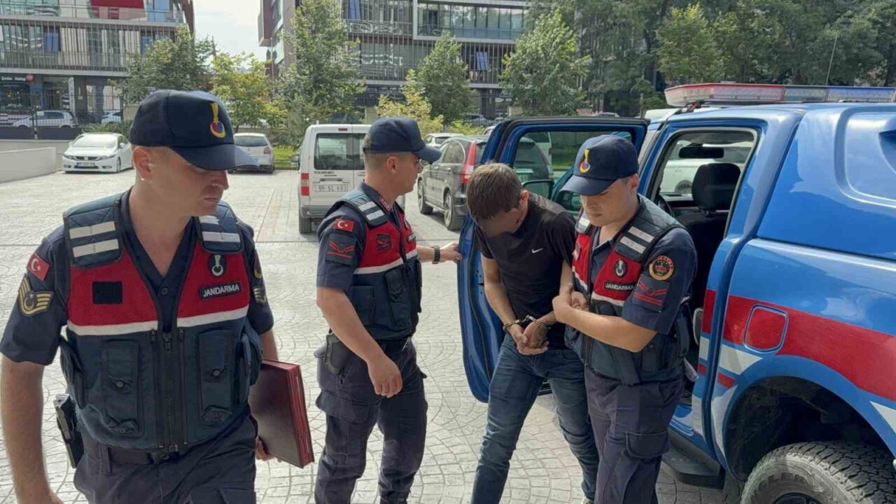 Dolandırıcılıktan 15 yıl hapis cezası bulunan şahıs jandarma tarafından yakalandı