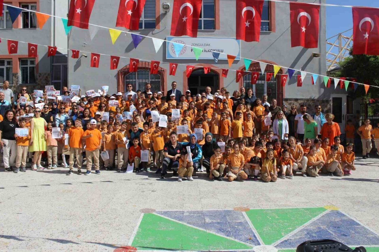 Minik öğrenciler sağlık elçisi oldu